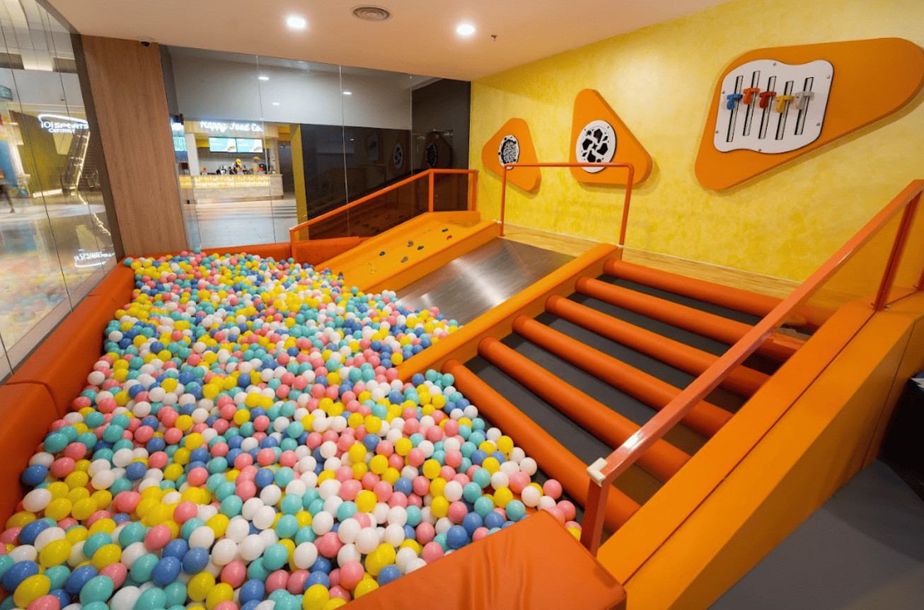 PlayPark Ball Pit @ IOI City Mall 2