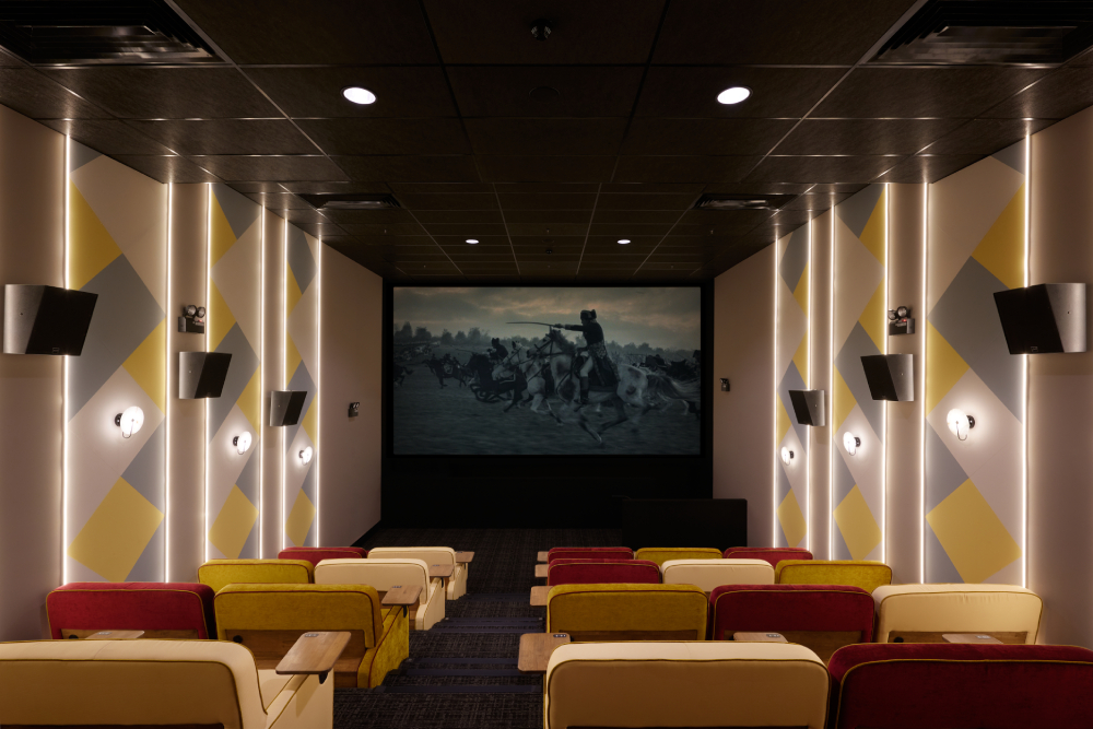 Velvet Hall 1 Screen