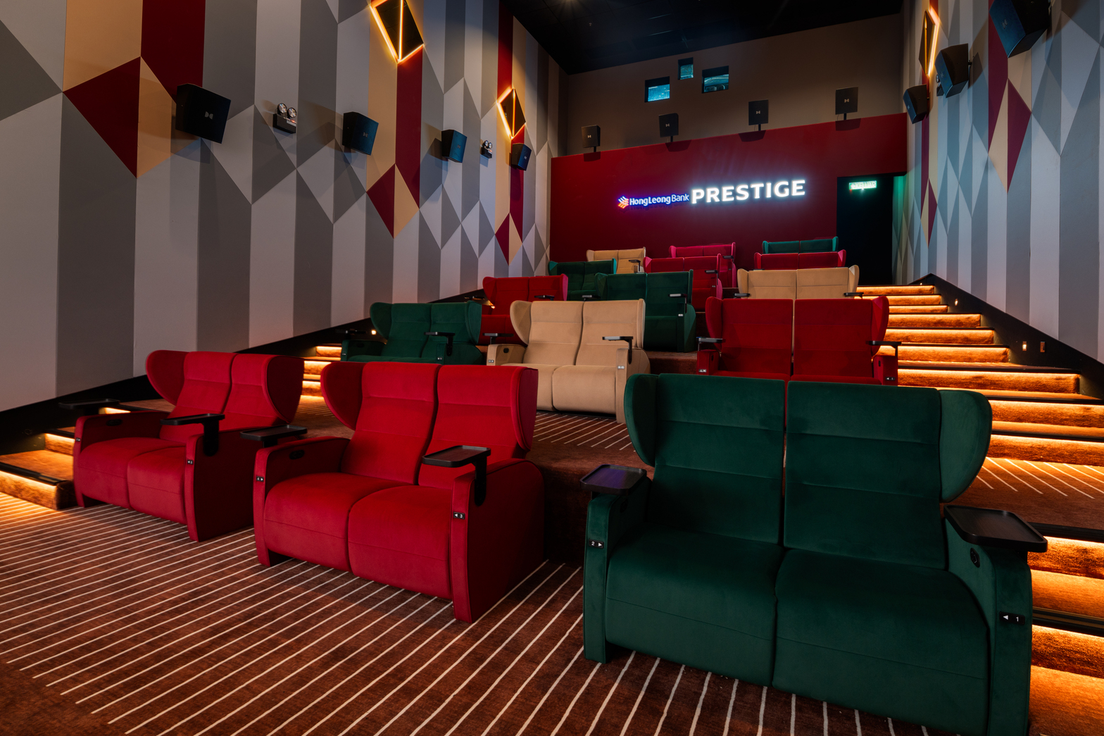 Prestige 1, Hong Leong Bank