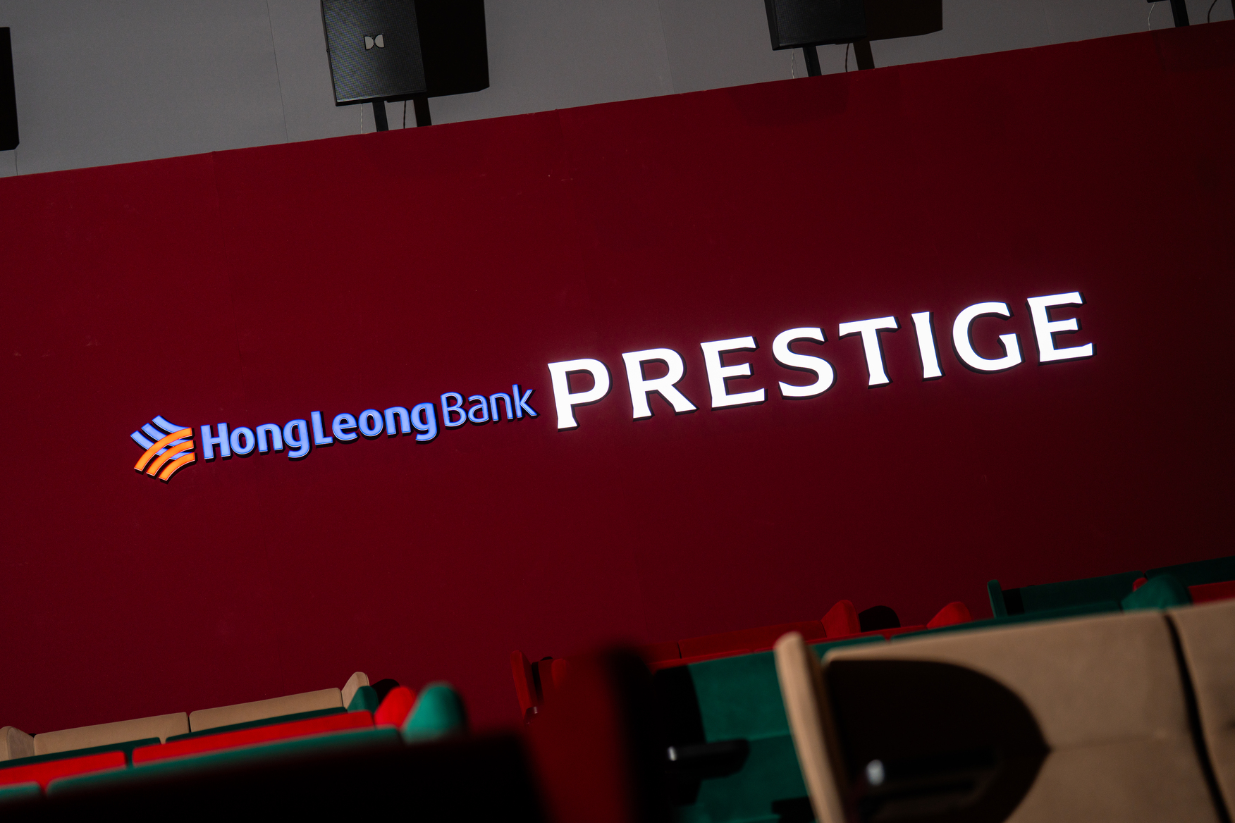 Prestige 3, Hong Leong Bank
